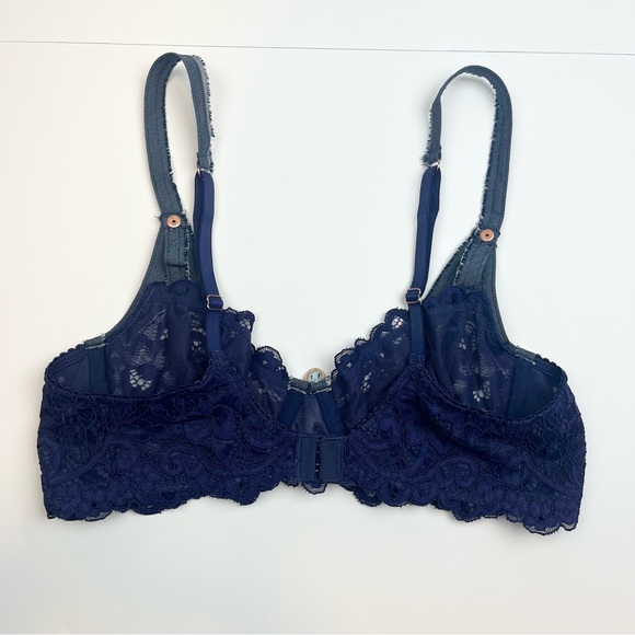 NEW! Savage X FENTY Sexy Distressed Denim Detail Vintage-feel Lined Bra - Picture 8 of 9